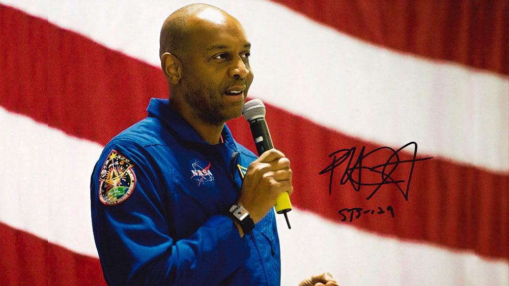 Autographed photo of Robert Satcher, Jr., 2009