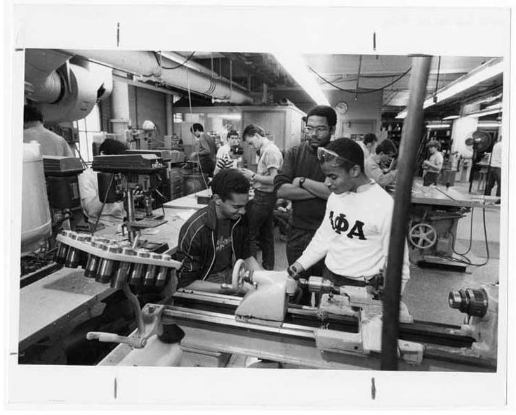 Student in lab, 1986